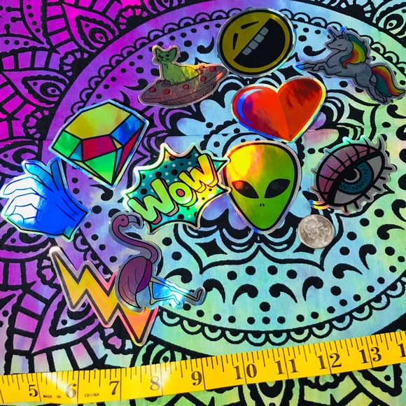 Smiley Metallic Prismatic Reflective Single Decor Sticker - Picture 5 of 12